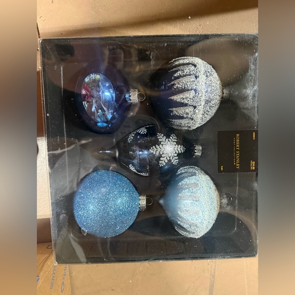 NIB Robert Stanley Blue ornaments Hobby Lobby - Picture 2 of 2